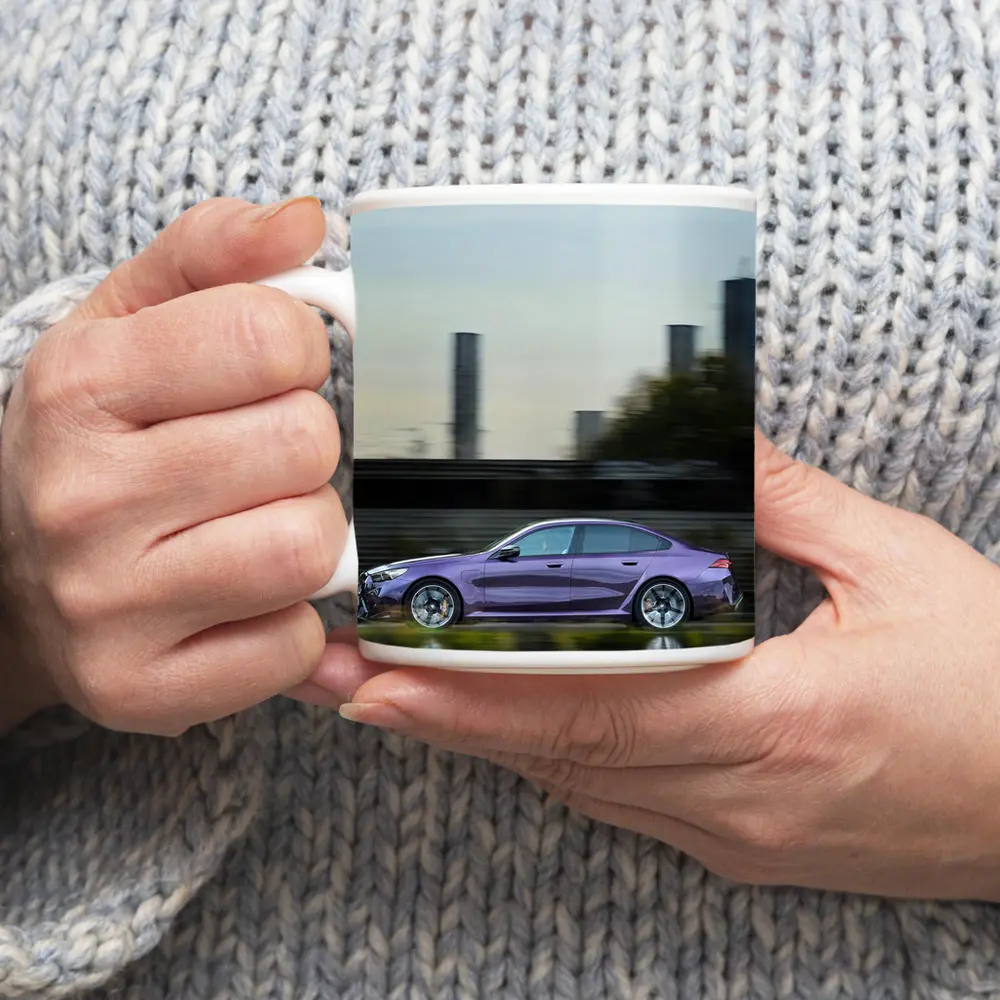 BMW M5 Purple Speeding Through City Streets – Mugs