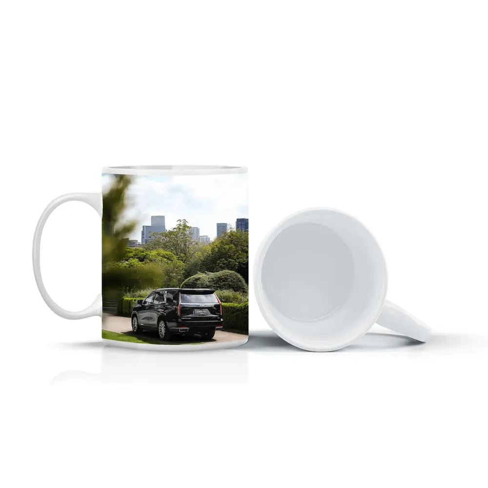 Cadillac Escalade Black SUV City Park – Mugs