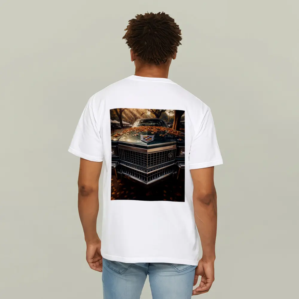 Cadillac Classic Car Hood Autumn Park – T-Shirts