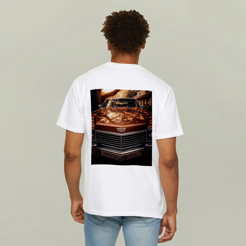 Cadillac Classic Car Autumn Leaves Driveway – T-Shirts