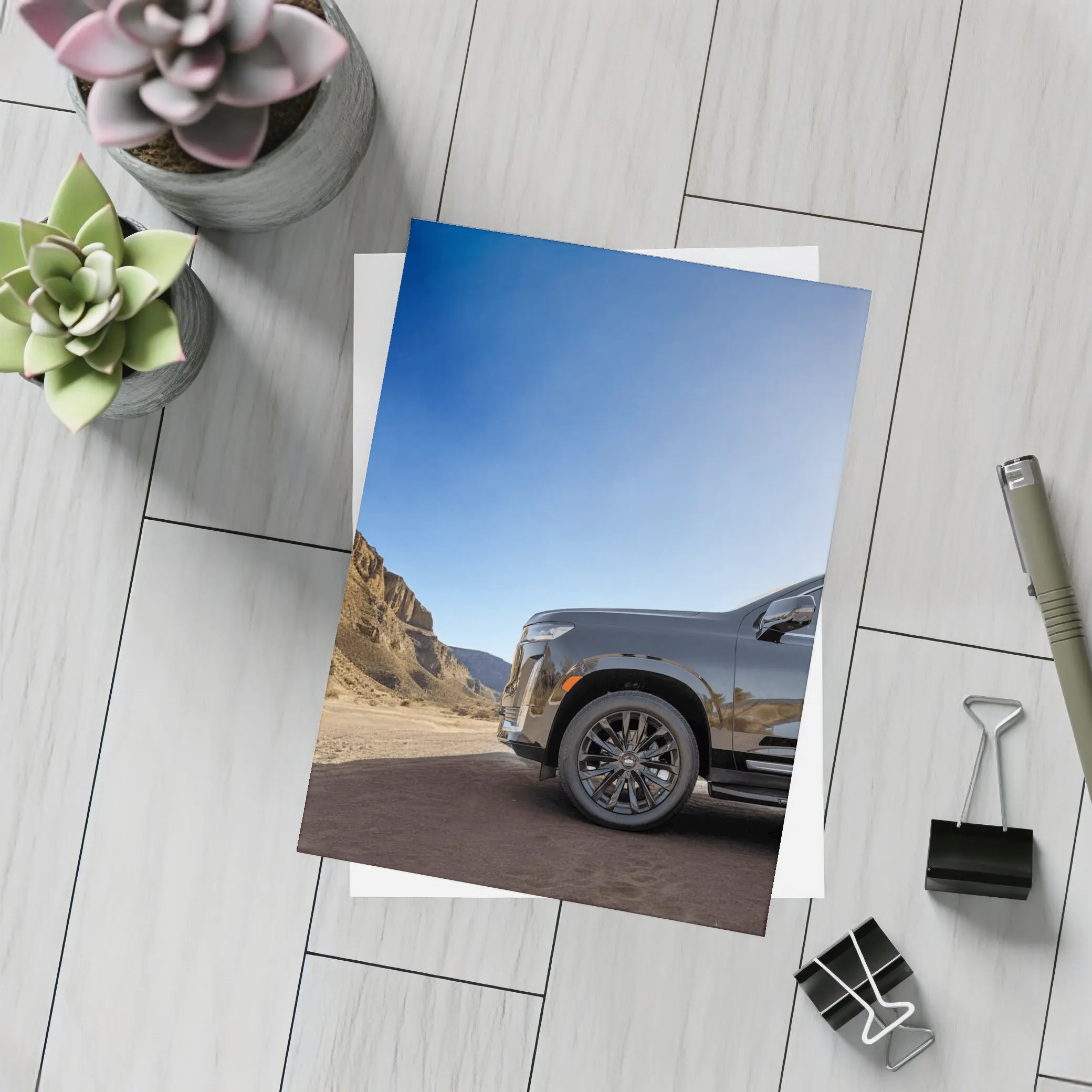 Cadillac Escalade Black Desert Canyon Road – Postcards
