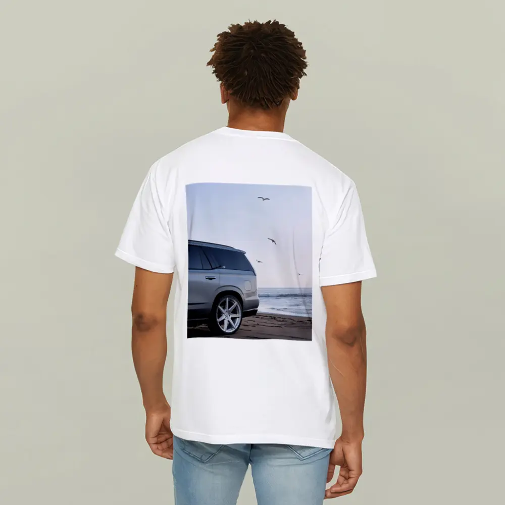 Cadillac Escalade Silver SUV Beach Scene – T-Shirts