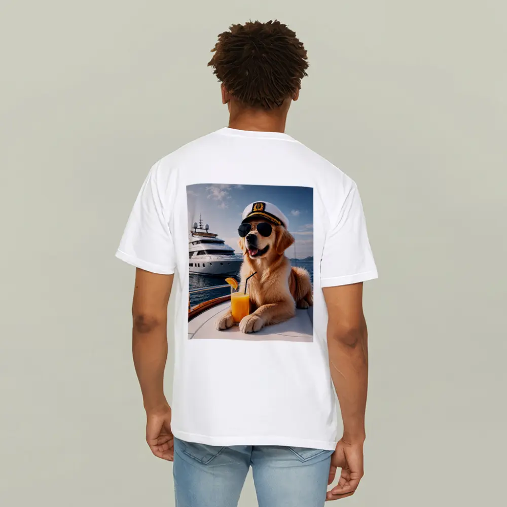 Golden Retriever Captain Relaxing on Luxury Yacht – T-Shirts