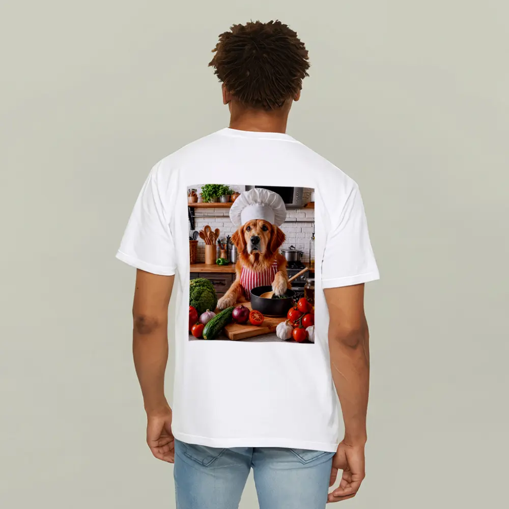 Golden Retriever Chef Cooking in Kitchen – T-Shirts