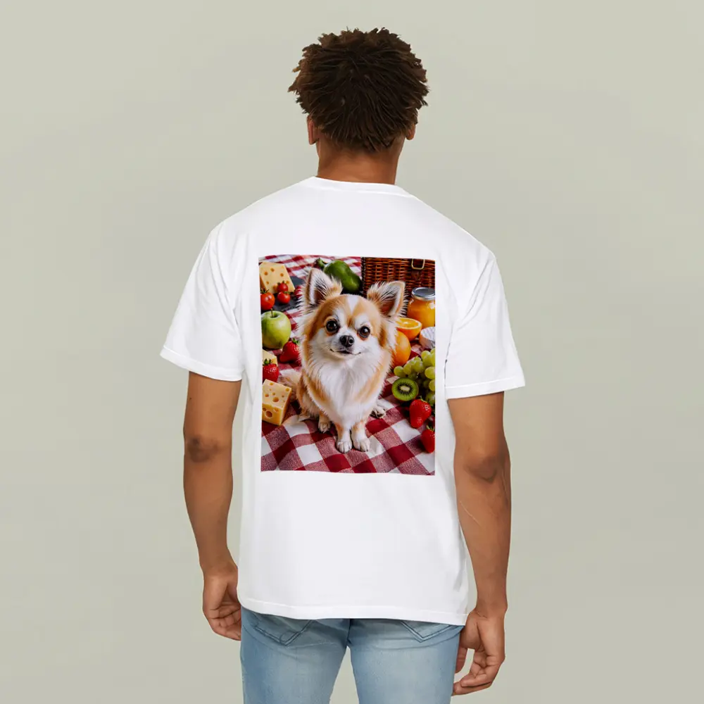 Chihuahua Sitting at Fruit Picnic Blanket – T-Shirts
