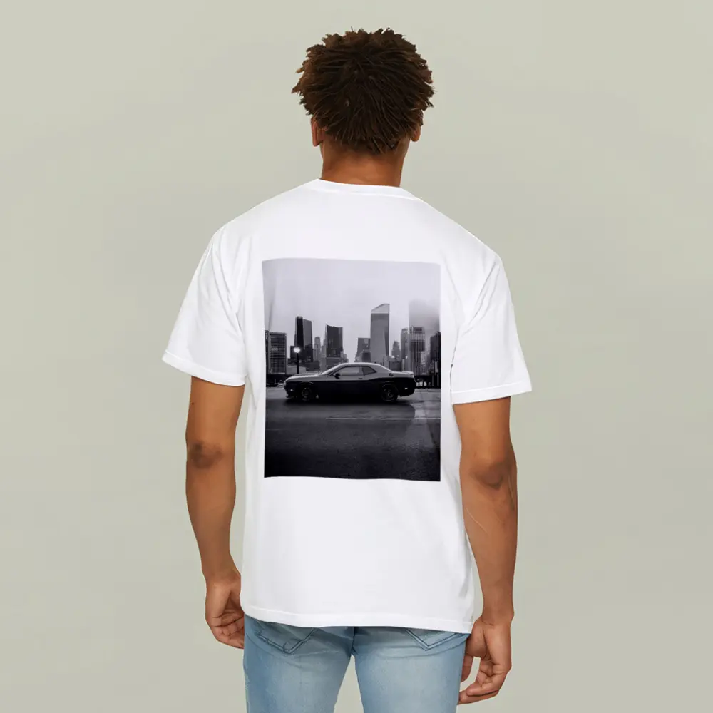 Dodge Challenger Black White City Skyline – T-Shirts