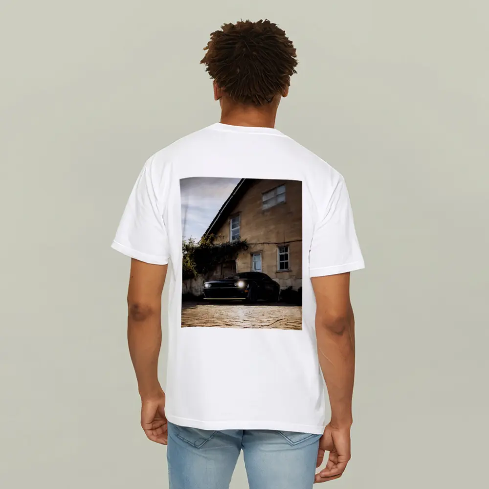 Dodge Challenger Black Muscle Car Old House – T-Shirts