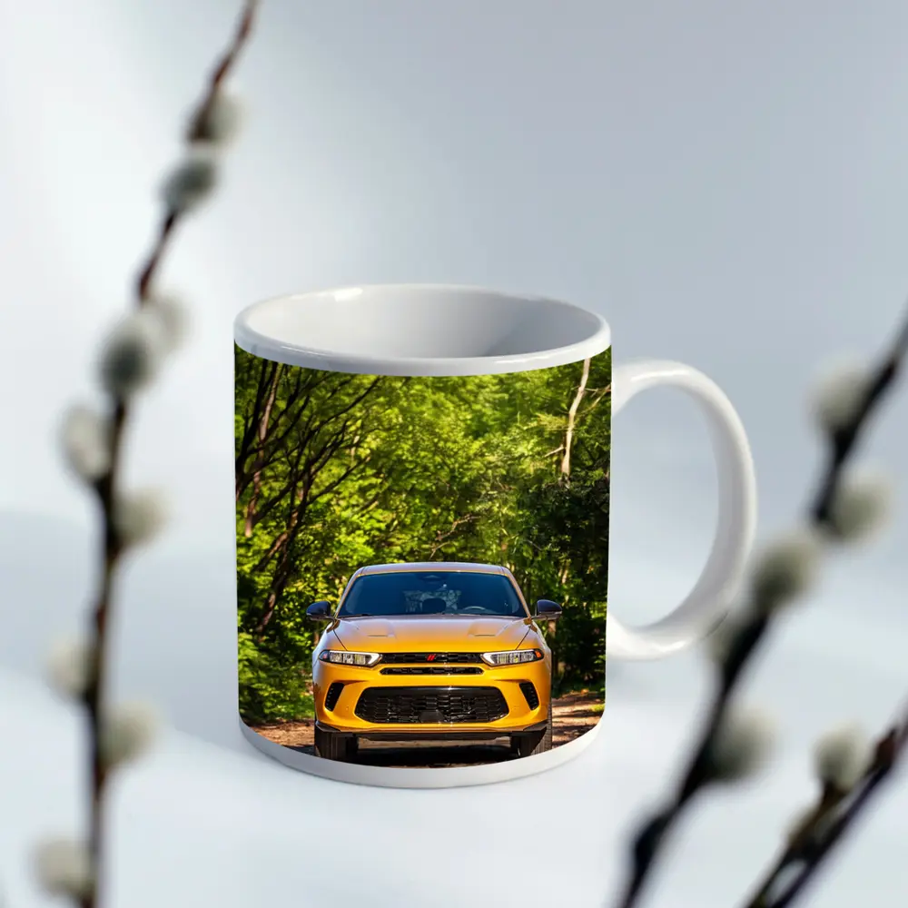 Dodge Hornet Yellow SUV Forest Trail – Mugs