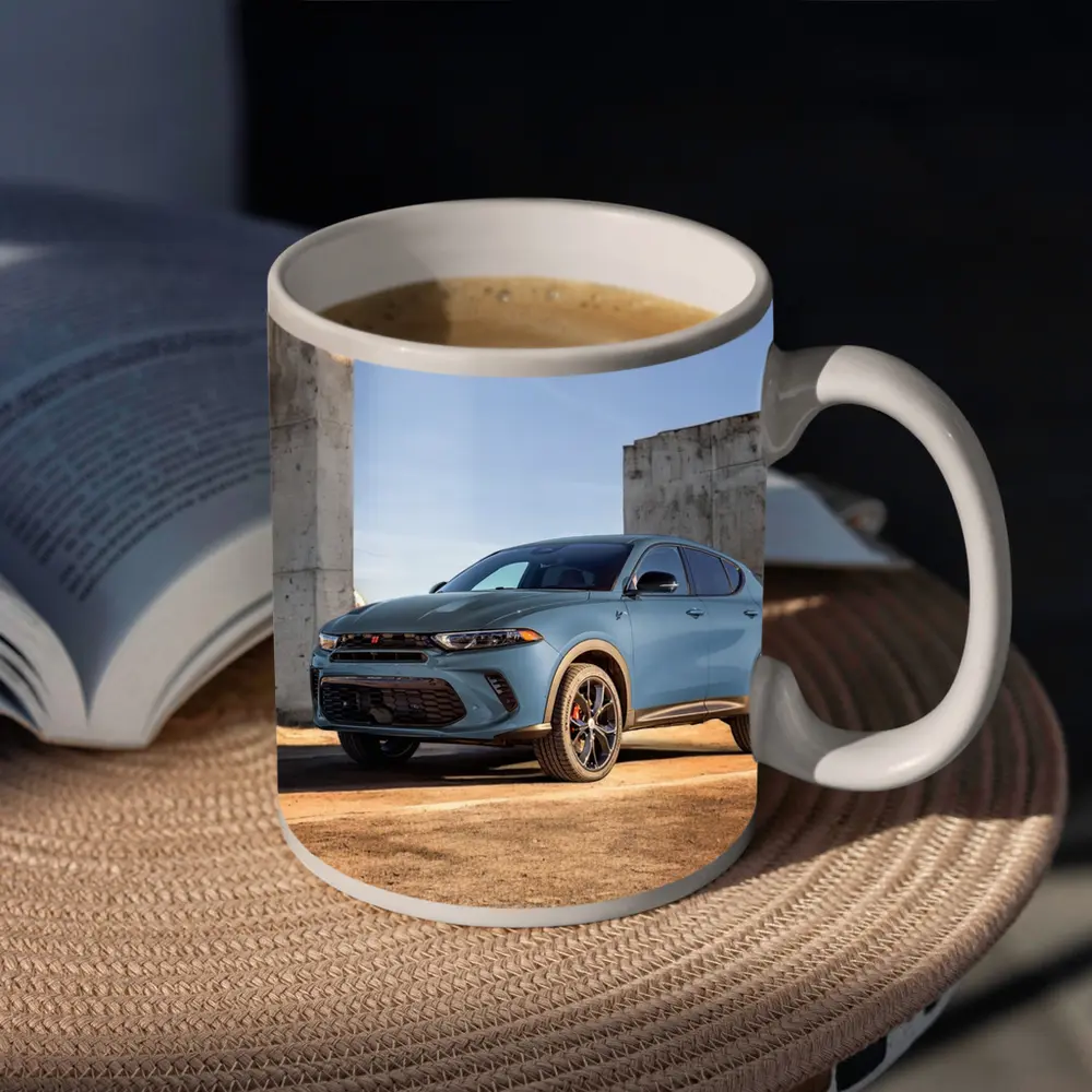 Dodge Hornet SUV Concrete Wall Background – Mugs