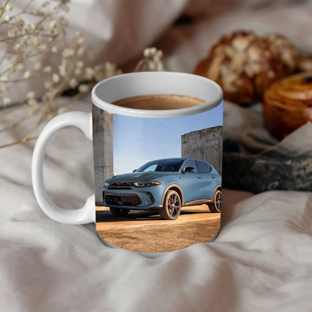 Dodge Hornet SUV Concrete Wall Background – Mugs