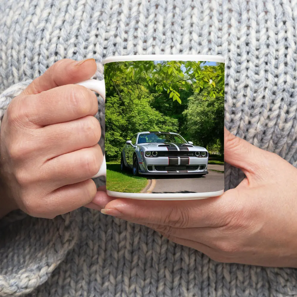 Dodge Challenger Silver Stripes Green Park – Mugs