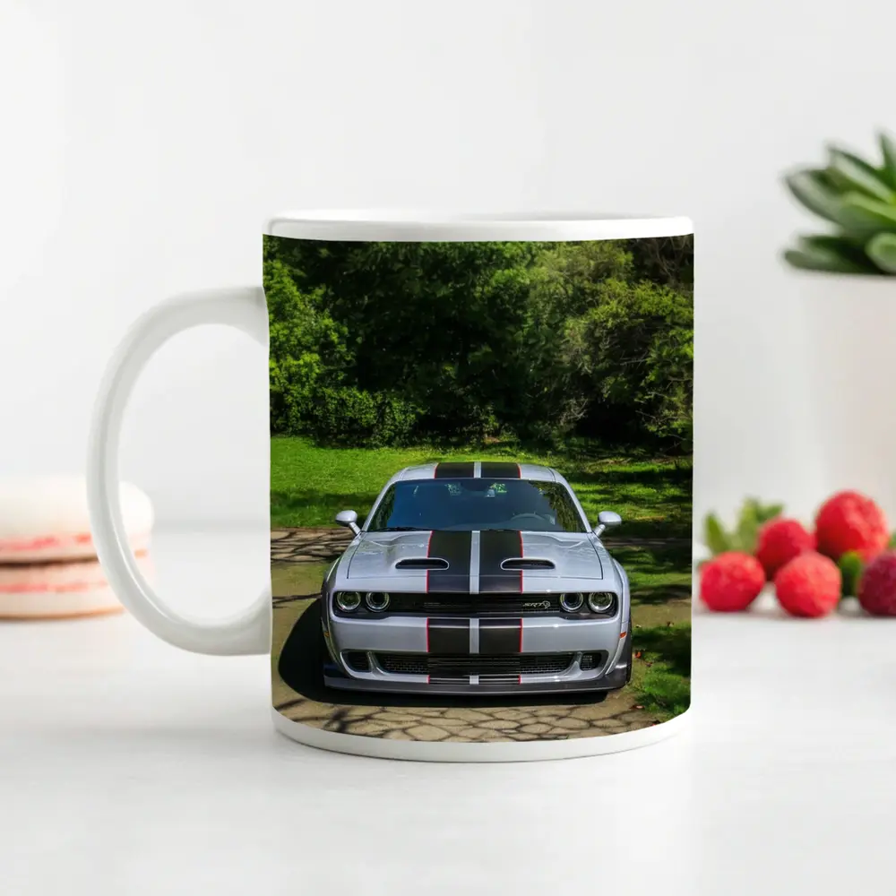 Dodge Challenger Widebody Silver Racing Stripes Park – Mugs