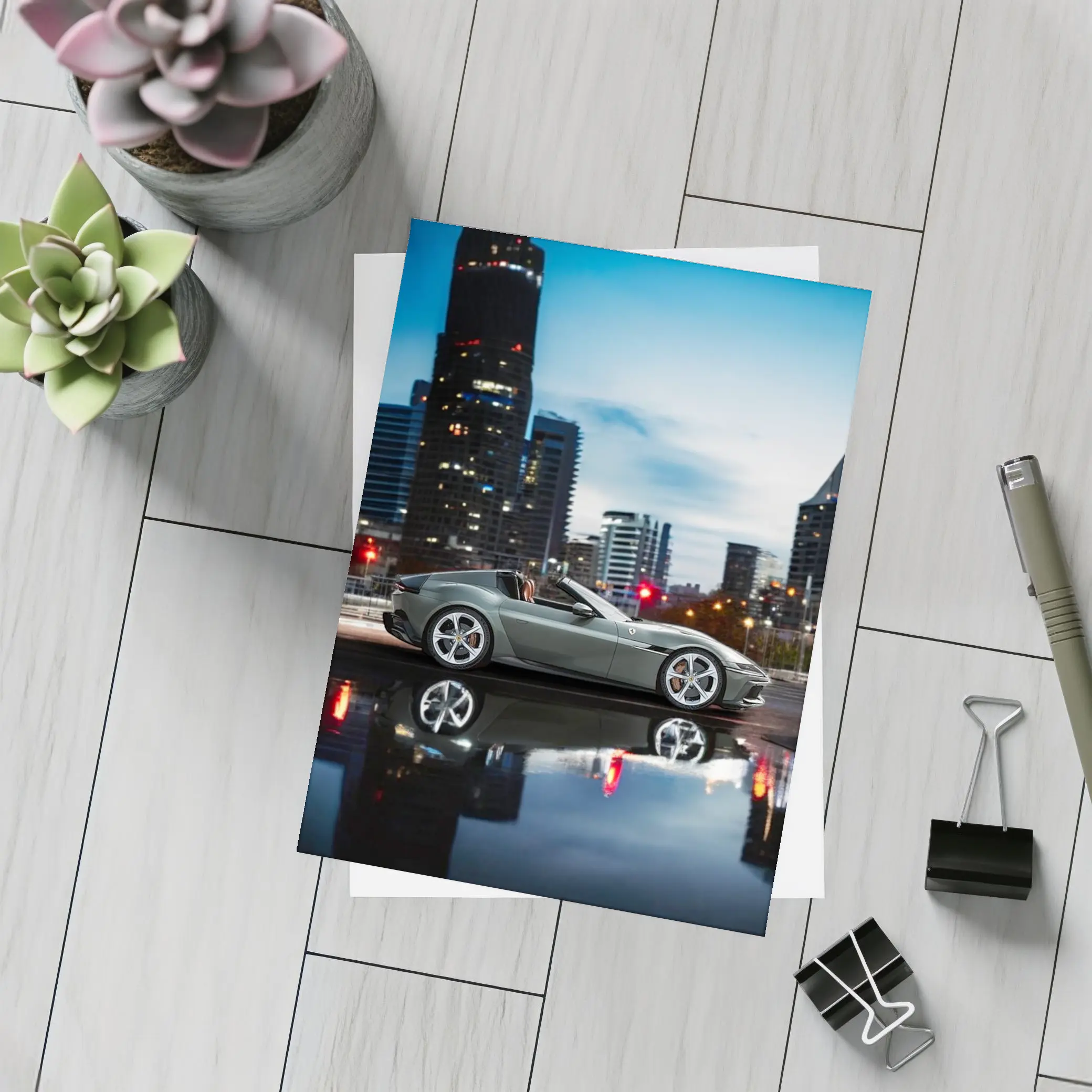 Ferrari 12 Cilindri Green City Night – Postcards