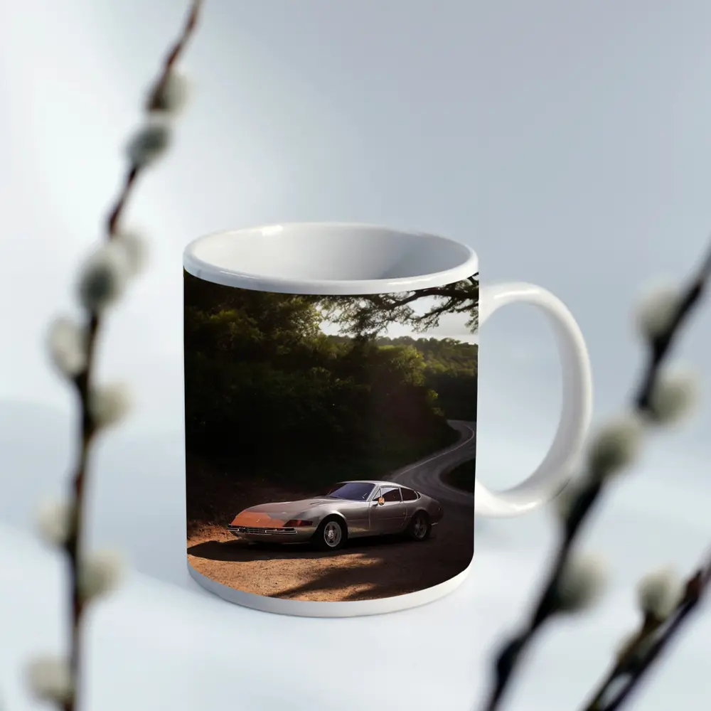 Ferrari 365 GTB4 Daytona Country Road – Mugs