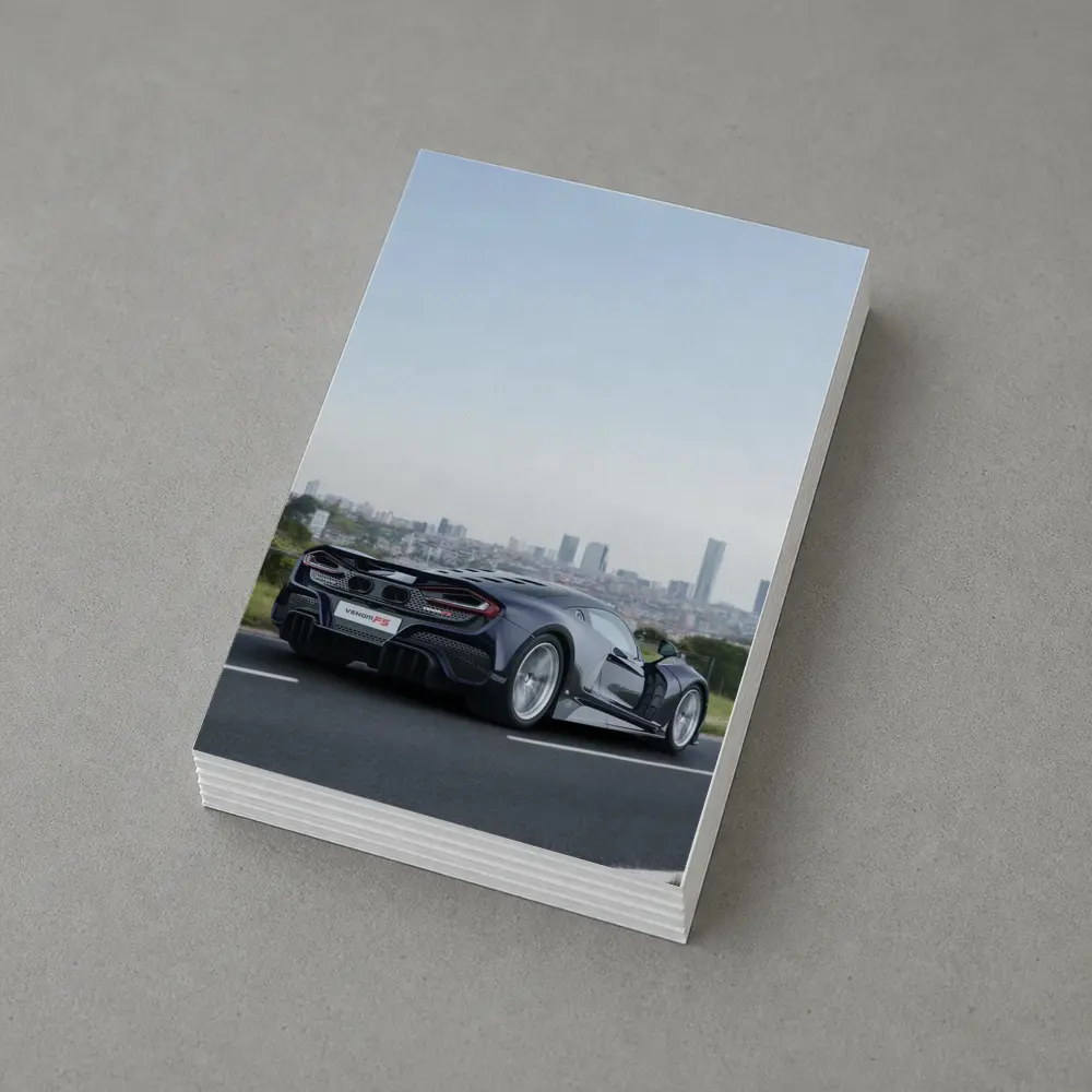 Hennessey Venom F5 Supercar City Skyline – Postcards