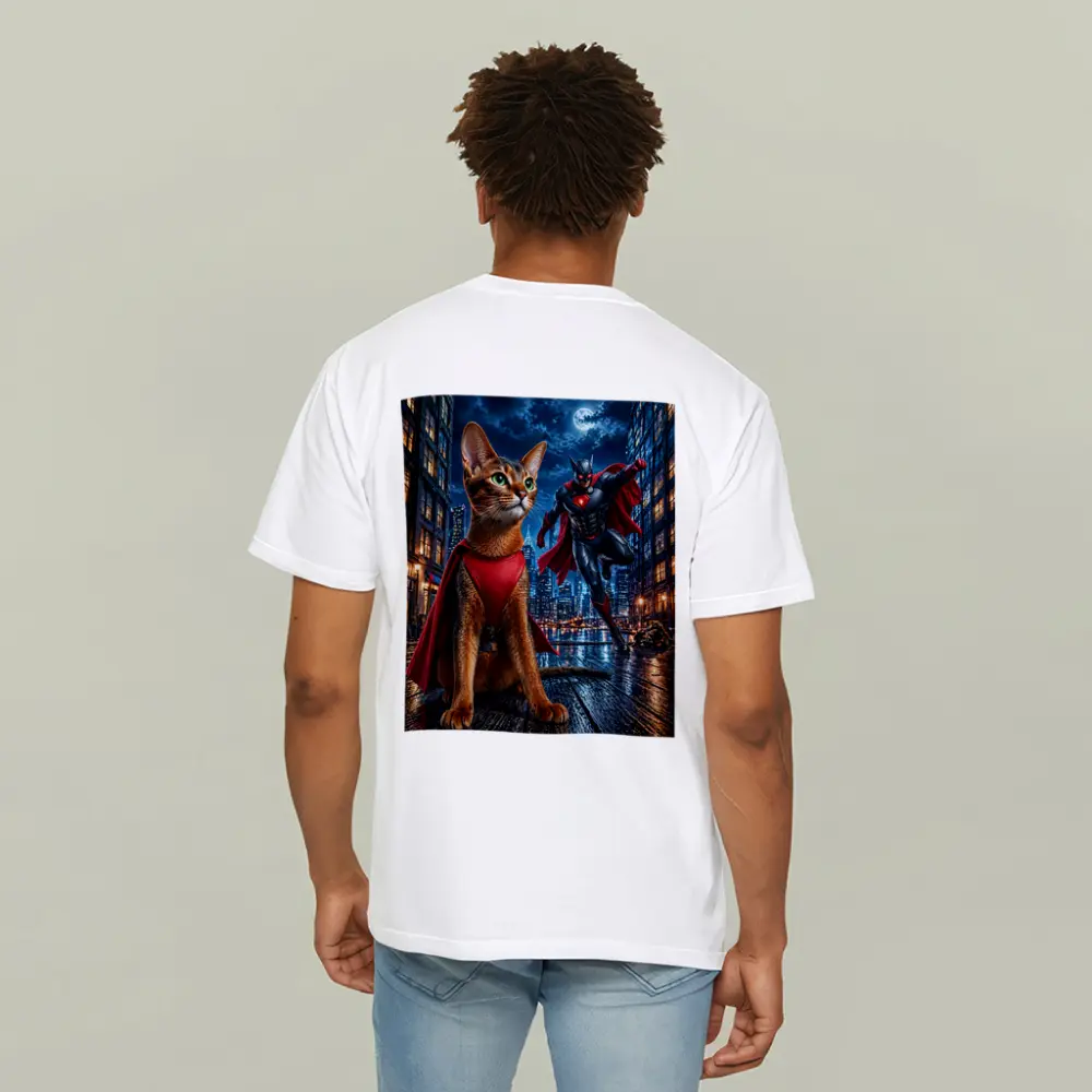 Abyssinian Cat Superhero Night City Scene – T-Shirts
