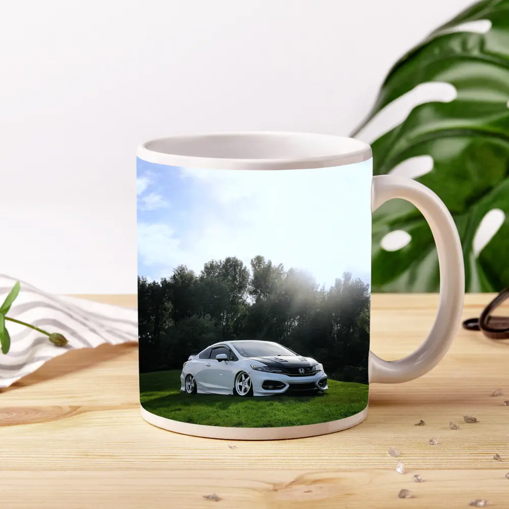 Honda Civic Coupe Slammed Green Hillside – Mugs