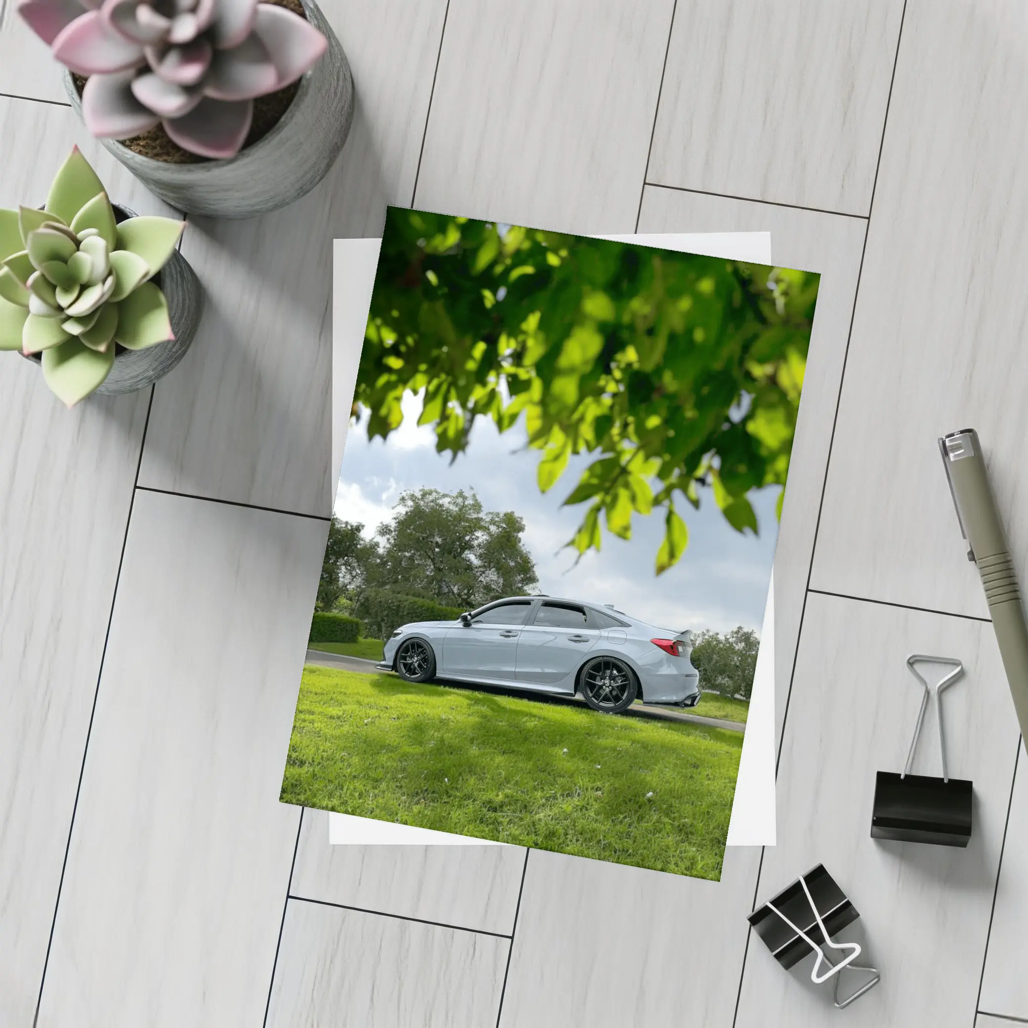 Honda Civic Silver Sedan Green Park Setting – Postcards