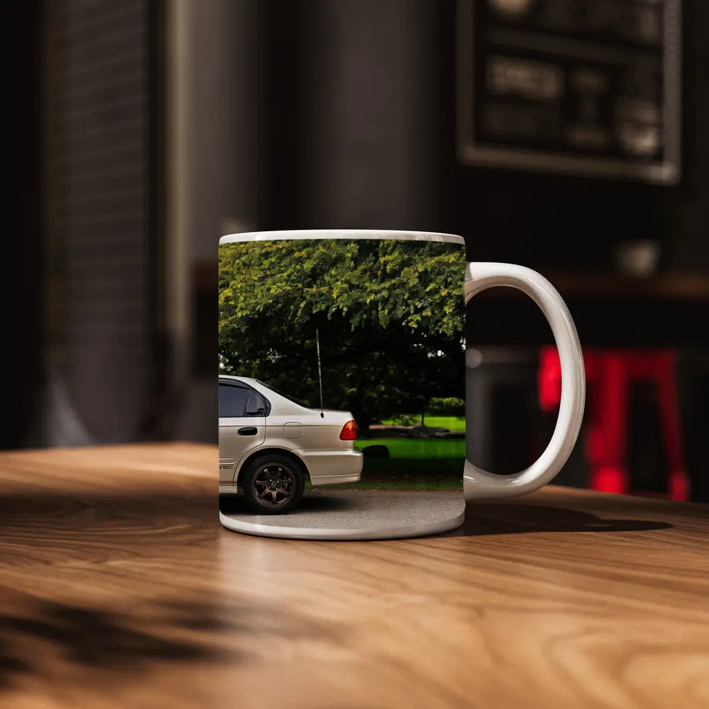 Honda Civic VTEC Sedan Park Setting – Mugs