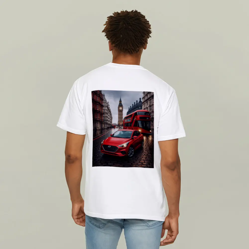 Hyundai Accent Red Car London Streets – T-Shirts