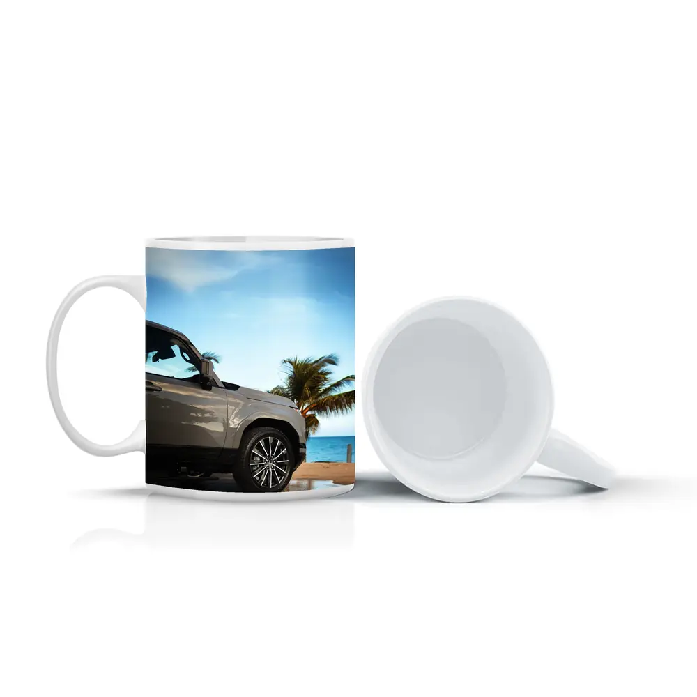 Lexus GX SUV Parked at Tropical Beach – Mugs