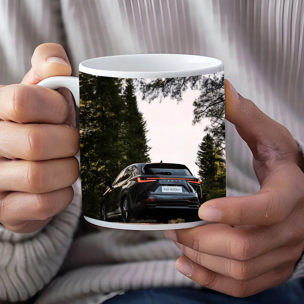 Lexus NX400h Rear View Forest Setting – Mugs