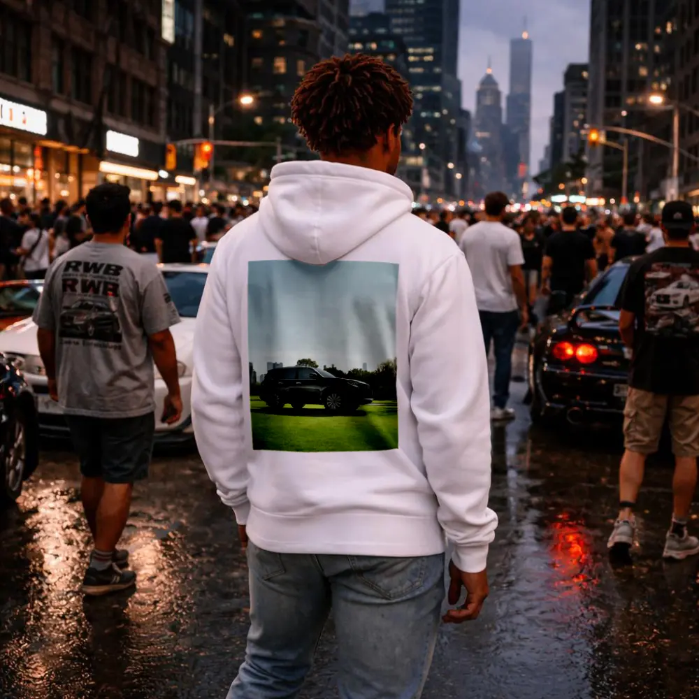 Black Lexus GX City Skyline Green Lawn – Hoodies