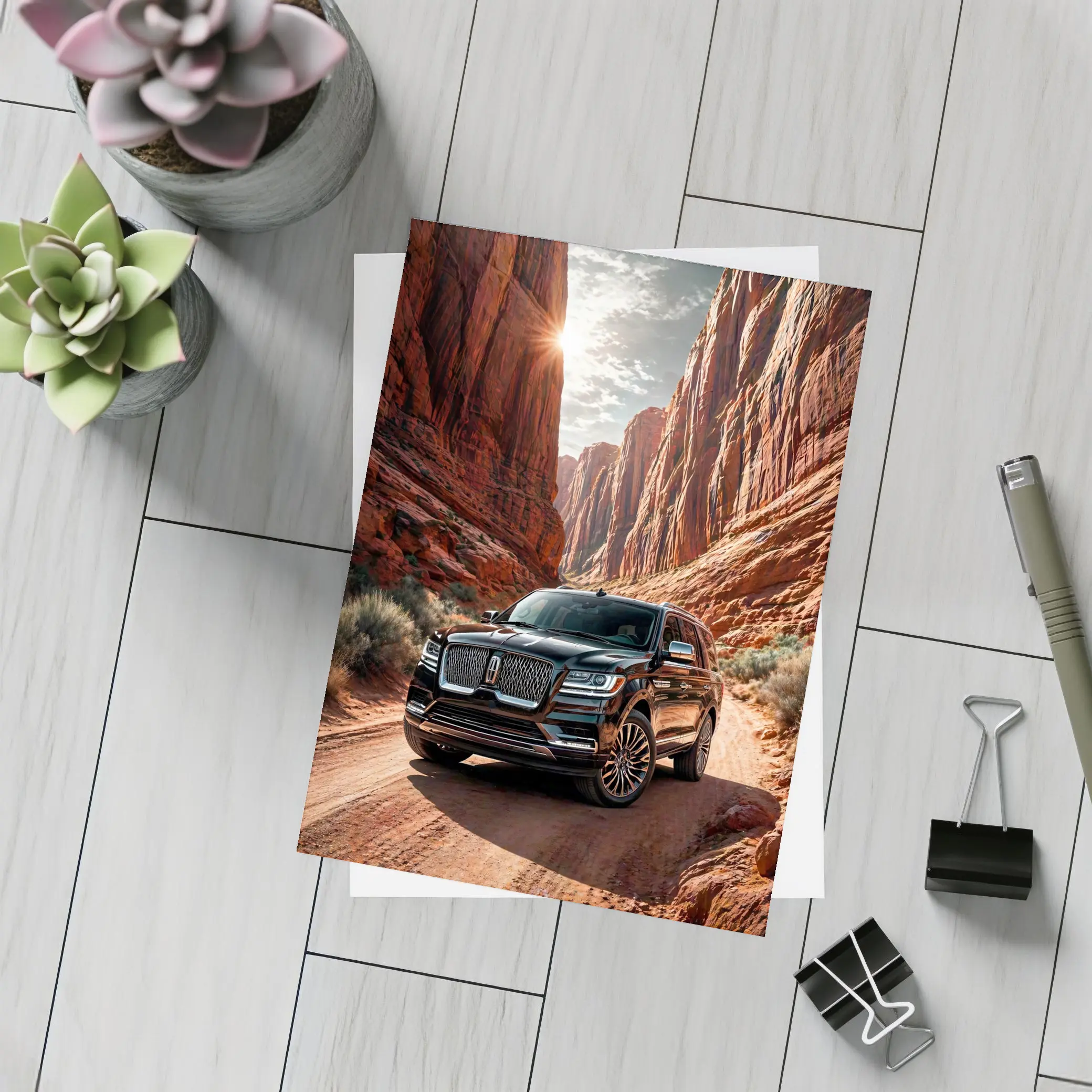Lincoln Navigator Black SUV Red Canyon – Postcards