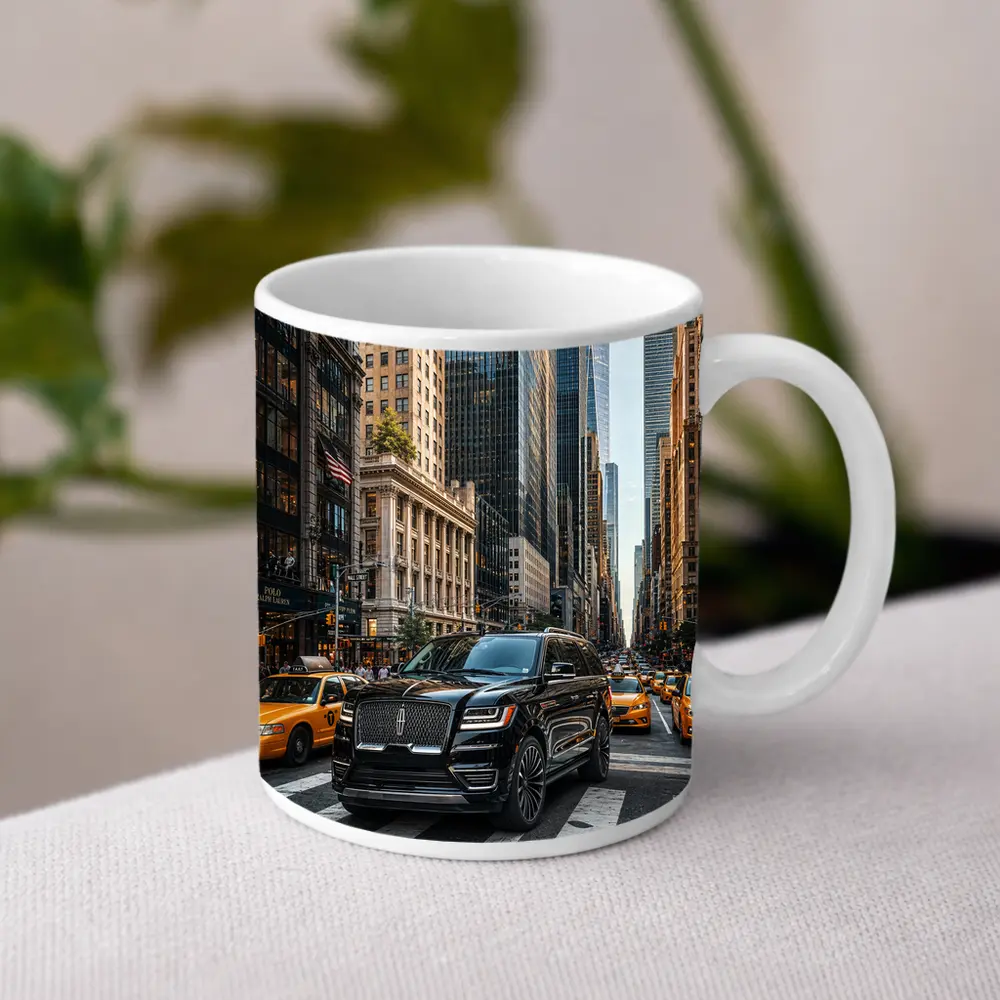 Lincoln Navigator Black SUV New York Street – Mugs