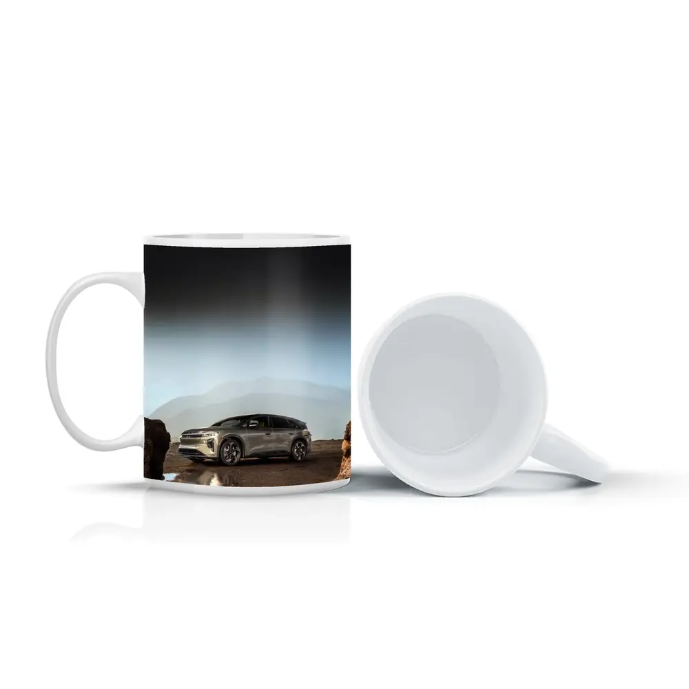 Lucid Gravity SUV Parked Rocky Mountain Landscape – Mugs