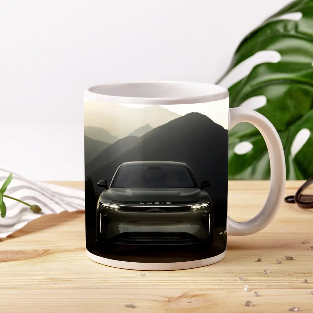 Lucid SUV Front View Mountain Backdrop – Mugs