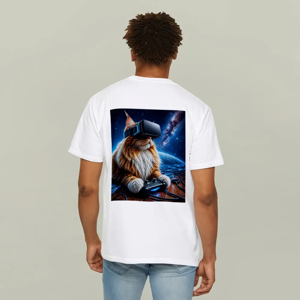 Maine Coon Cat Gaming in Outer Space – T-Shirts