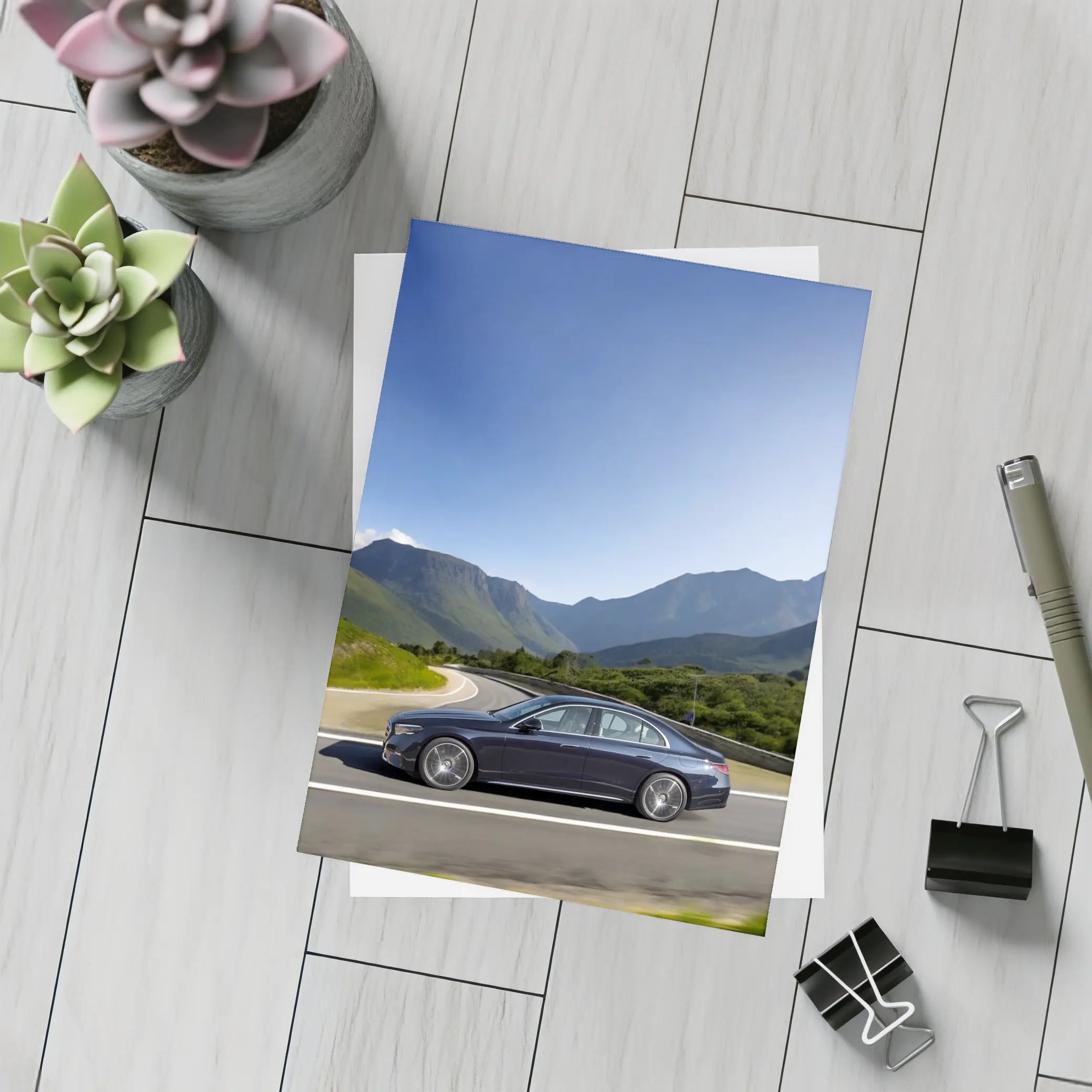 Mercedes E Class Blue Mountain Road Drive – Postcards