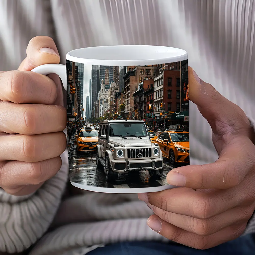 Mercedes G Class New York City Streets – Mugs