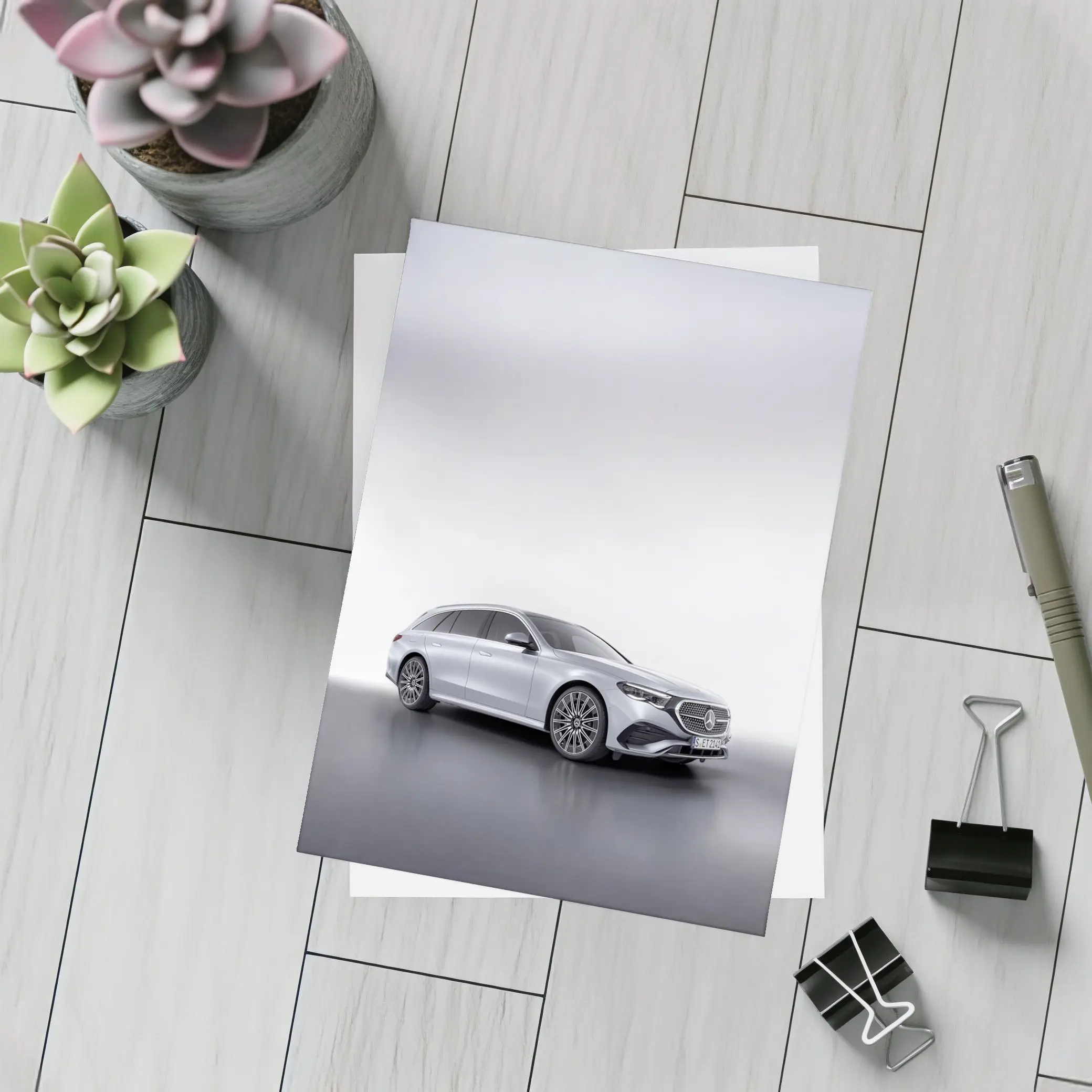 Mercedes E Class Estate Silver Studio Shot – Postcards