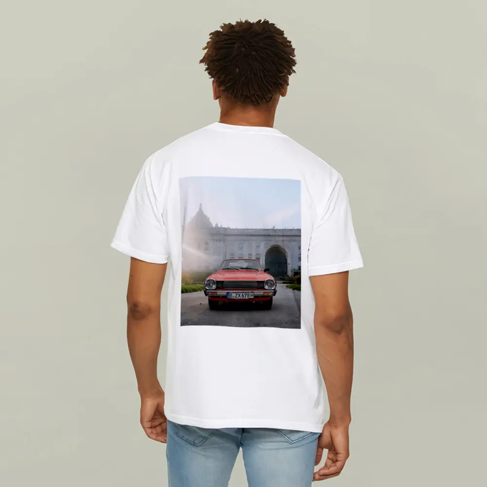Mitsubishi Lancer Red Classic Car European Palace – T-Shirts