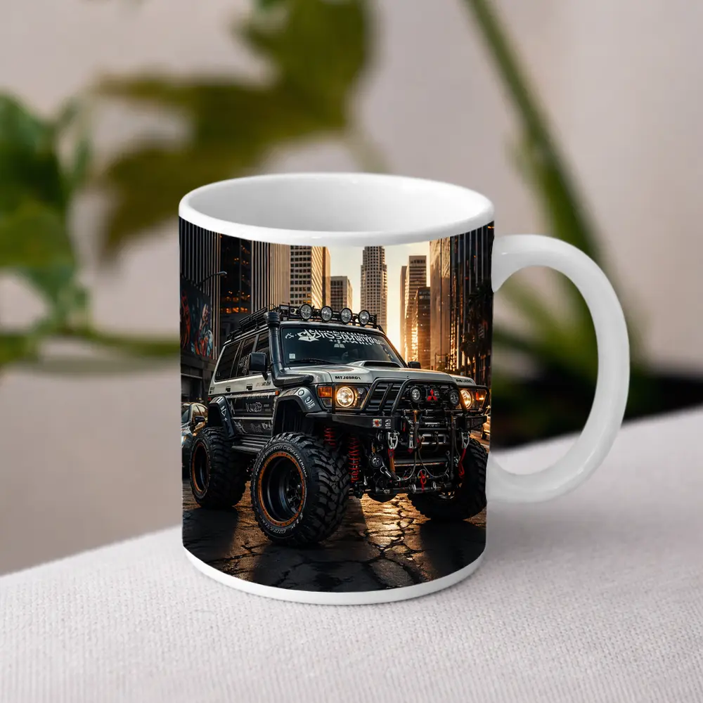 Mitsubishi Pajero Off Road Los Angeles Street – Mugs