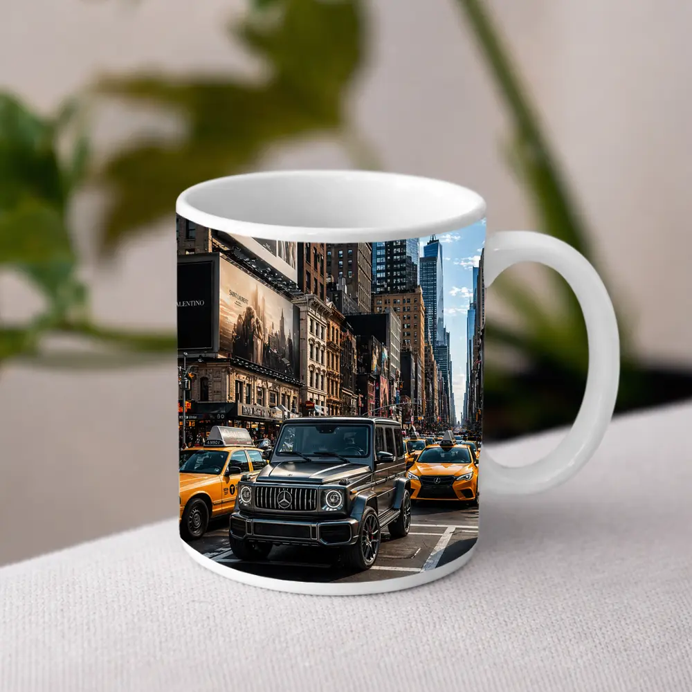 Mercedes G Wagon Black SUV New York Street – Mugs