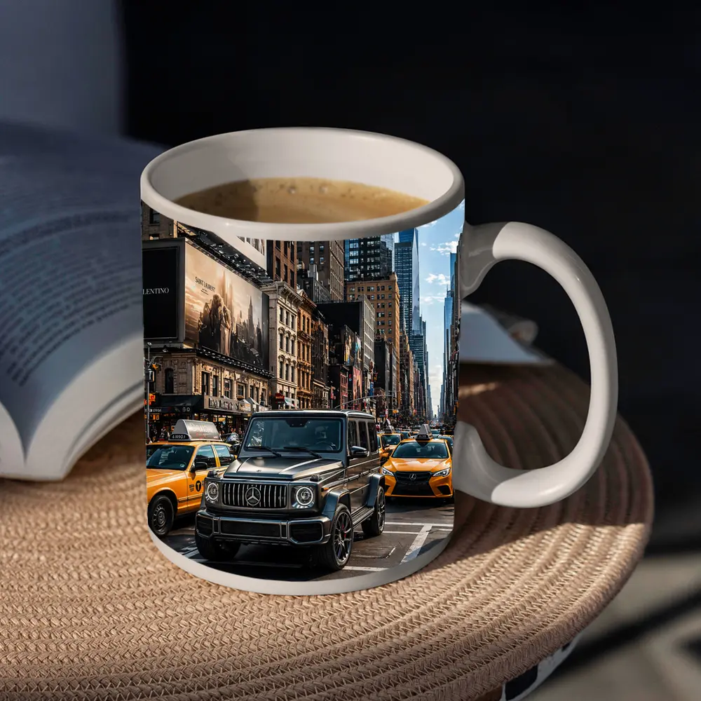 Mercedes G Wagon Black SUV New York Street – Mugs