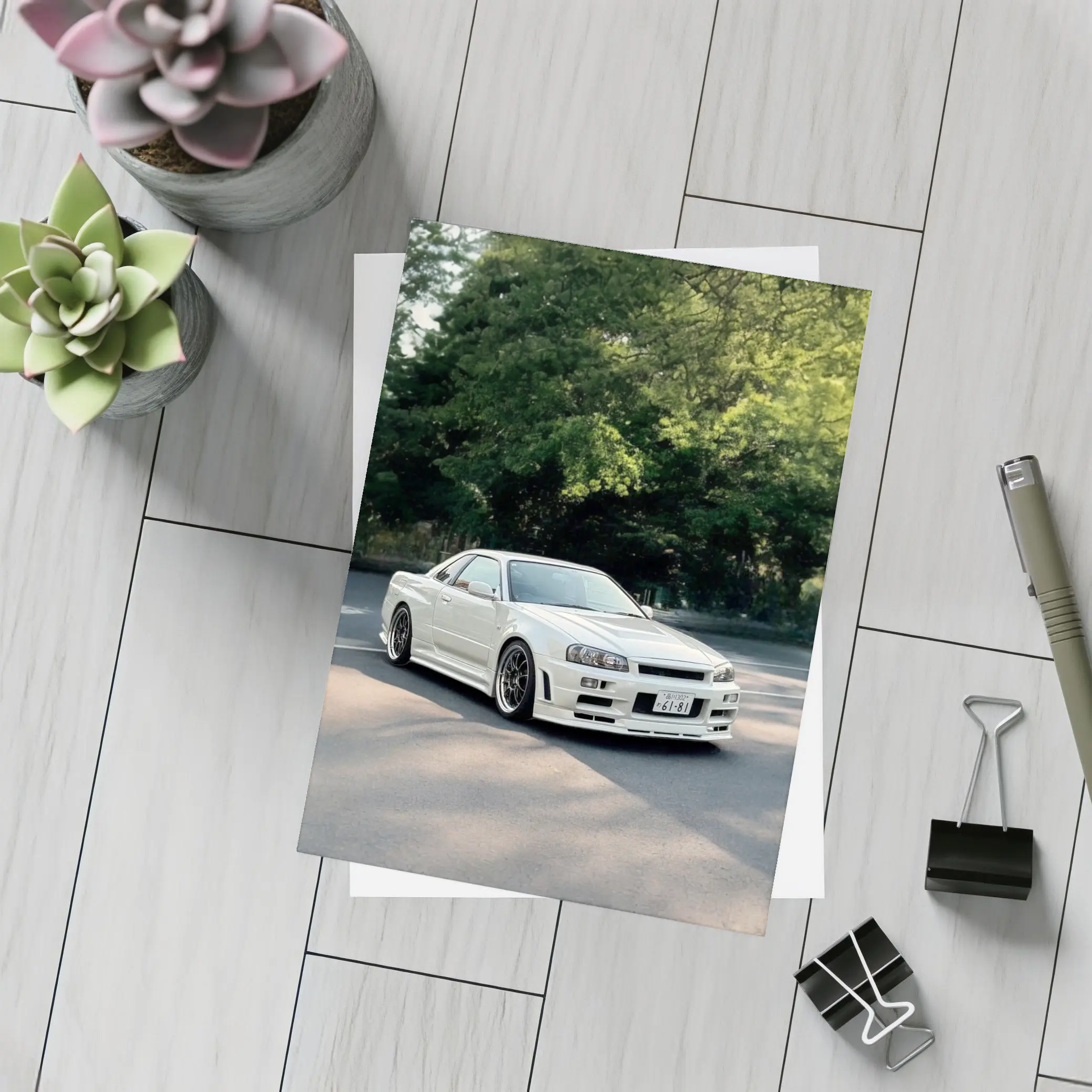 Nissan Skyline GT-R R34 White Street Scene – Postcards