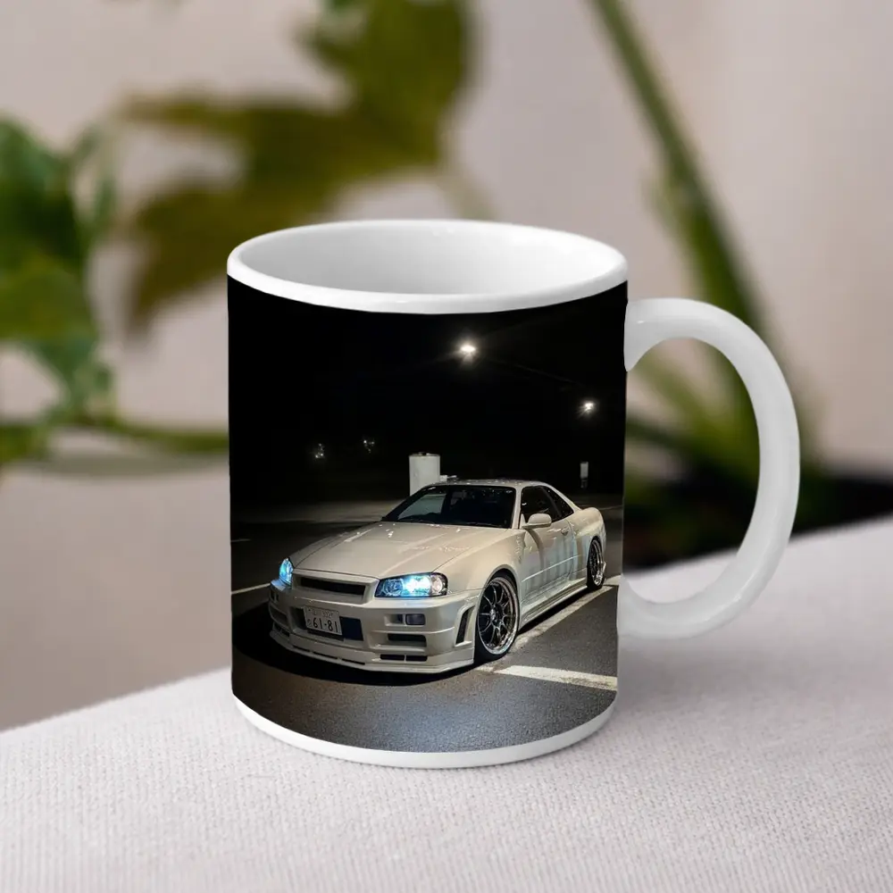 Nissan Skyline GT-R R34 White Night Parking – Mugs