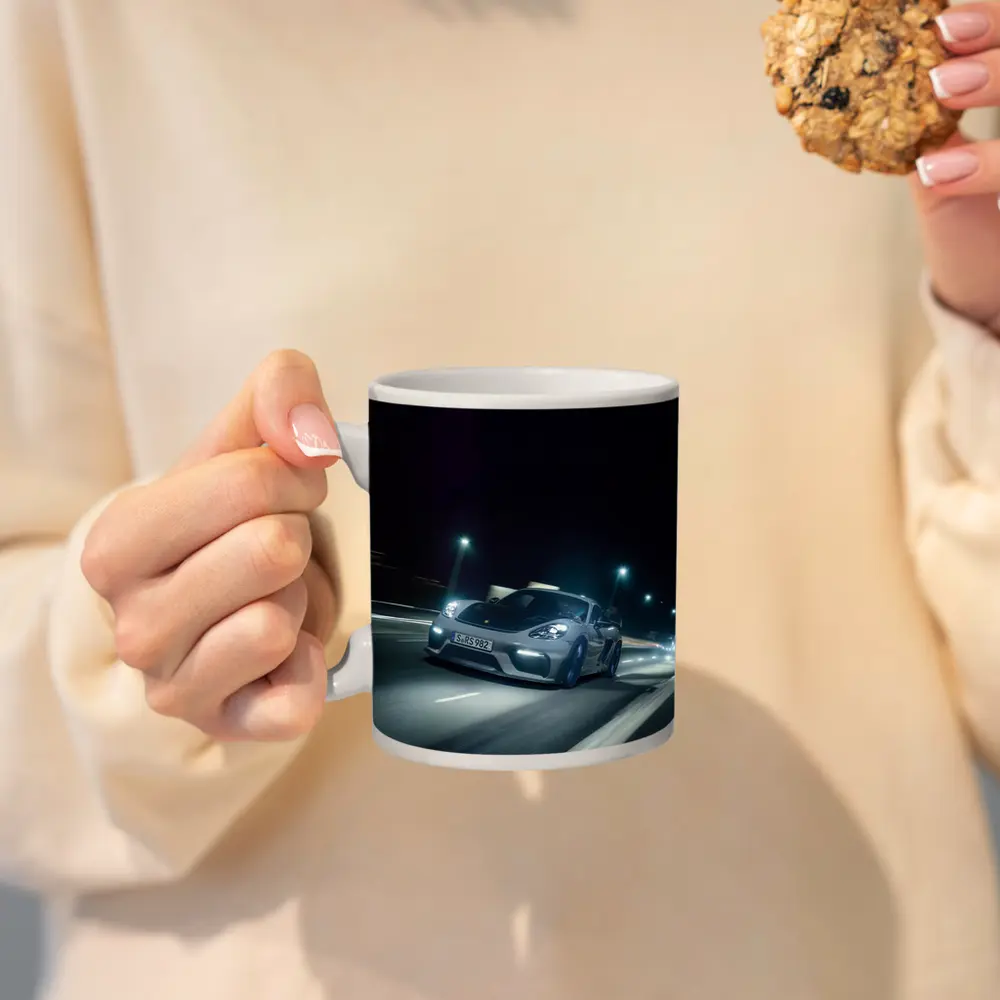 Porsche Cayman GT4 RS Night Street – Mugs
