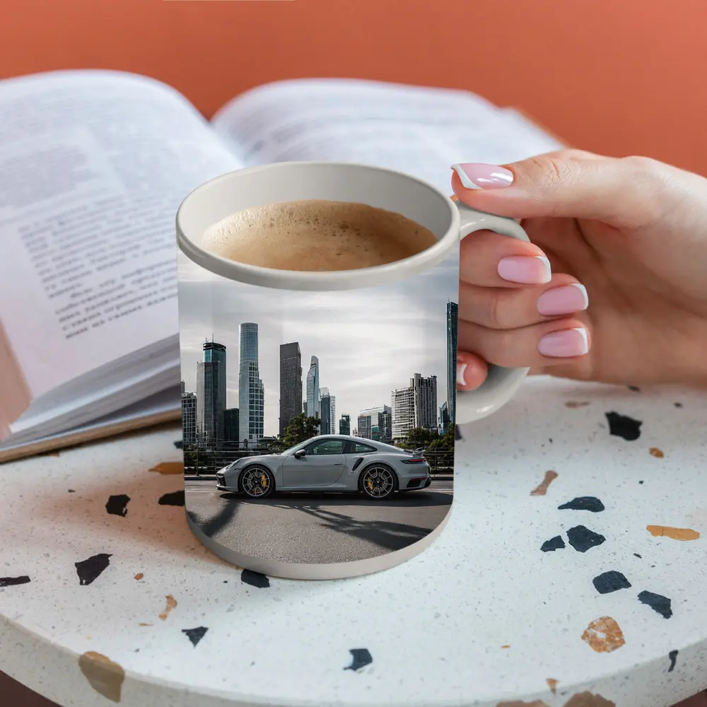 Porsche 911 Turbo S City Skyline – Mugs