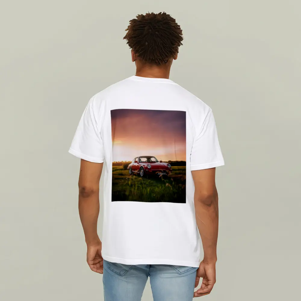 Classic Porsche 911 Red Sunset Field – T-Shirts