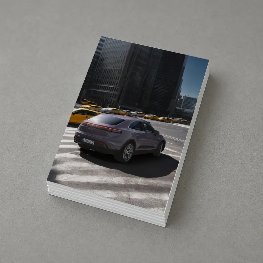 Porsche Macan City Streets Urban Background – Postcards