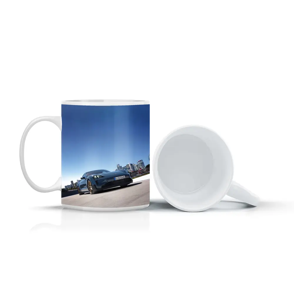 Porsche Taycan Blue City Skyline Drive – Mugs