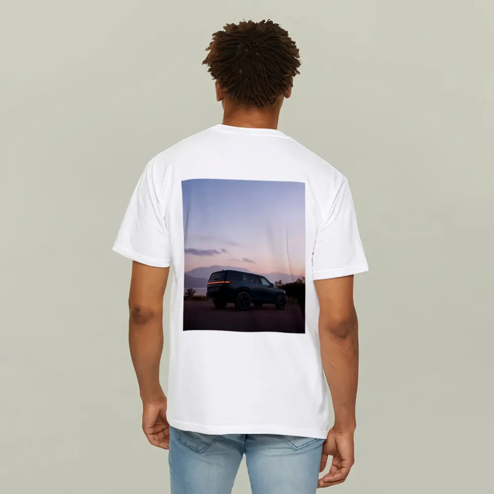 Rivian R1S Dark Green Mountain Sunset – T-Shirts