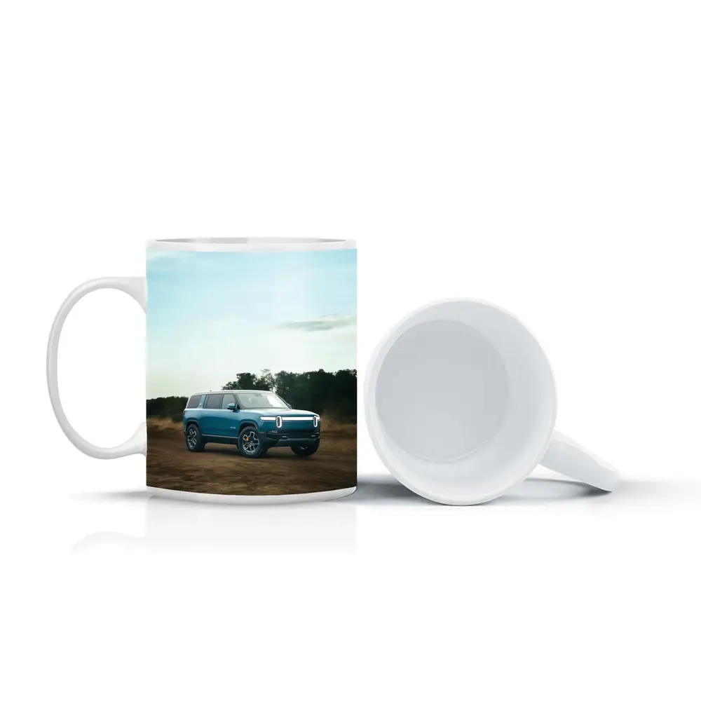 Rivian R1S Electric SUV Dirt Road – Mugs