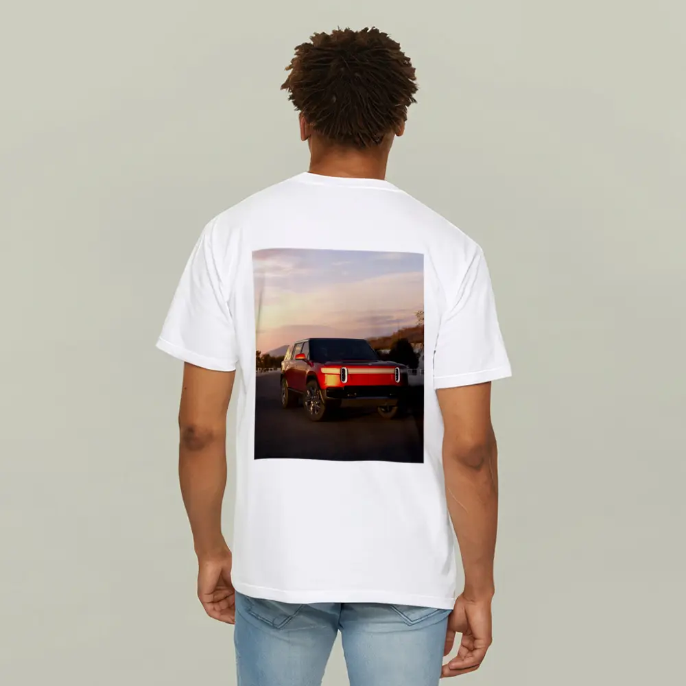 Rivian R1S Red SUV Sunset Sky – T-Shirts