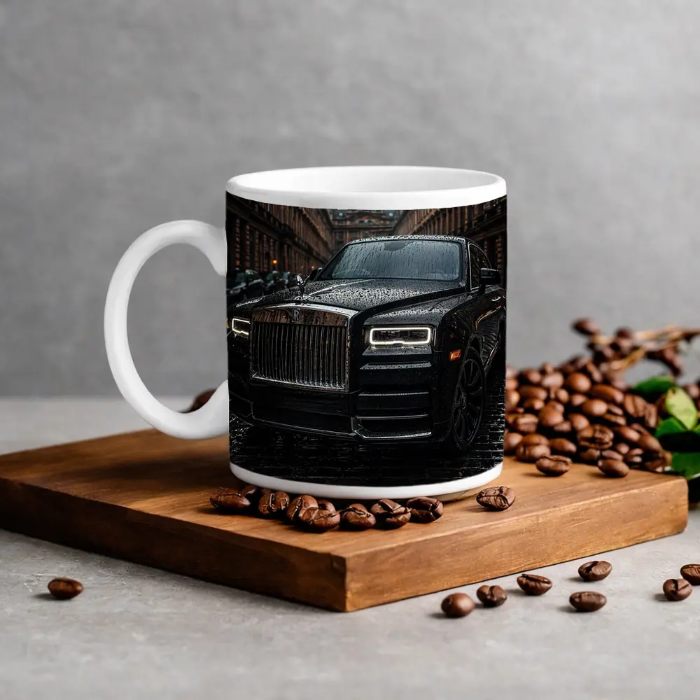 Rolls Royce Cullinan Black Wet City Street – Mugs
